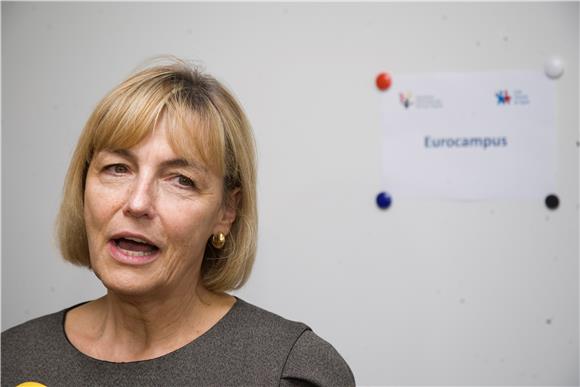 Vesna Pusić posjetila je Eurocampus Zagreb                                                                                                                                                                                                      