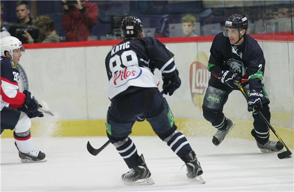 KHL liga: Medveščak - Slovan 13.9.2013.                                                                                                                                                                                                         