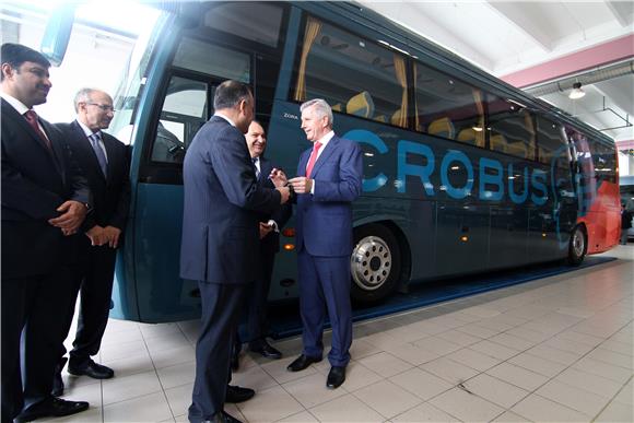 AZ Crobus isporučio prvi od 2.000 autobusa za Irak                                                                                                                                                                                              