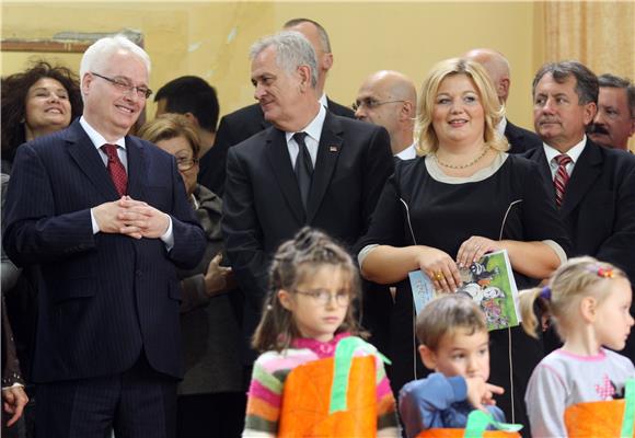 Josipović i Nikolić posjetili Tavankut                                                                                                                                                                                                          