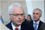 INA-MOL: Josipović - Vlada će znati zaštititi nacionalni interes                                                                                                                                                                                