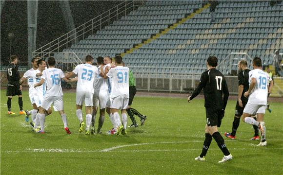 Rijeka - Hrvatski dragovoljac 1-0 - poluvrijeme 10.11.2013.                                                                                                                                                                                     