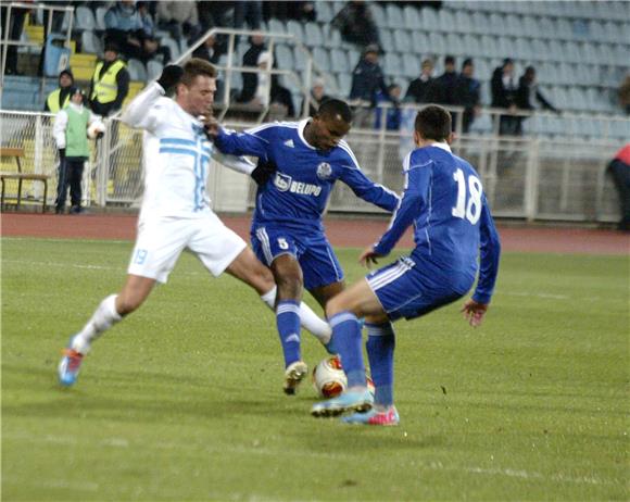 HNL: Rijeka - Slaven Belupo 2-2 1.12.2013.                                                                                                                                                                                                      