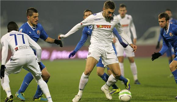 Kup: Dinamo - Hajduk 1-0 poluvrijeme 4.12.2013.                                                                                                                                                                                                 