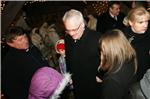 Predsjednik Josipović nazočio paljenju žaruljica Božićne bajke u Grabovnici                                                                                                                                                                     