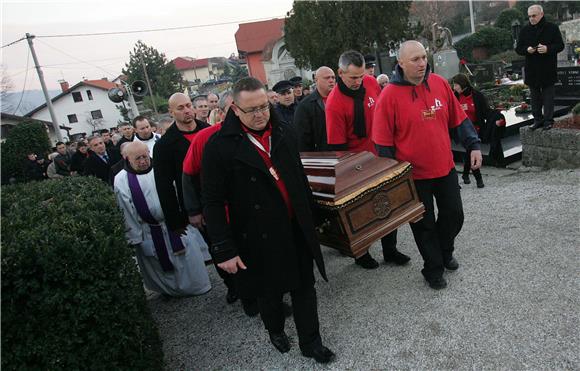 Posljednji ispraćaj fra Zvjezdana Linića                                                                                                                                                                                                        