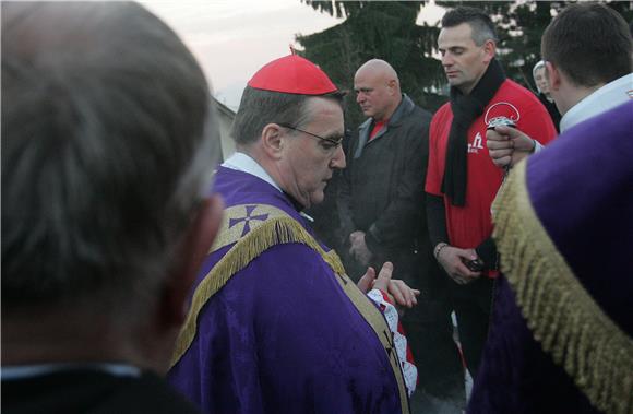 Posljednji ispraćaj fra Zvjezdana Linića                                                                                                                                                                                                        