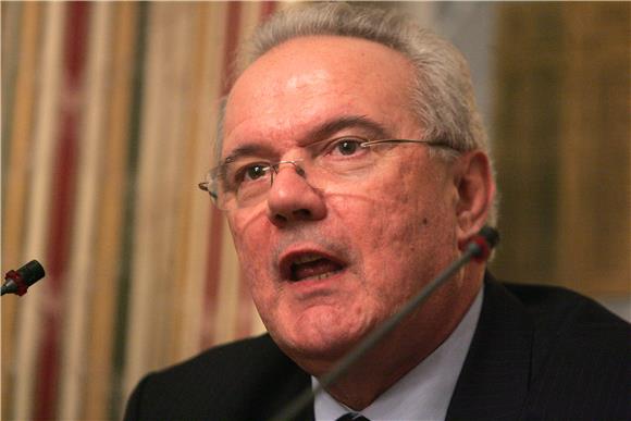 Neven Mimica održao predavanje  politici zaštite potrošača u EU                                                                                                                                                                                 