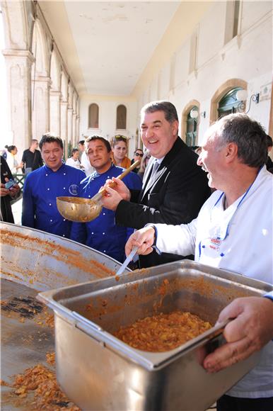 Tradicionalna podjela bakalara na Prokurativama                                                                                                                                                                                                 