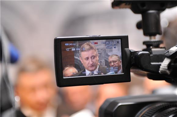 Karamarko: priča za malu djecu je Milanovićev program 