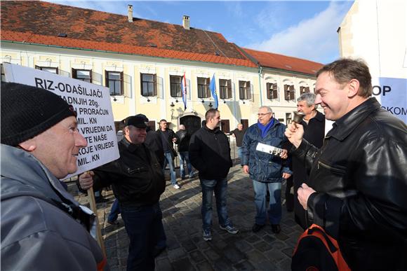 Prosvjed radnika RIZ-Odašiljača  16.1.2014.