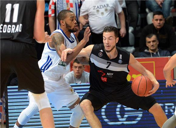 ABA liga: Zadar - Partizan 56:64