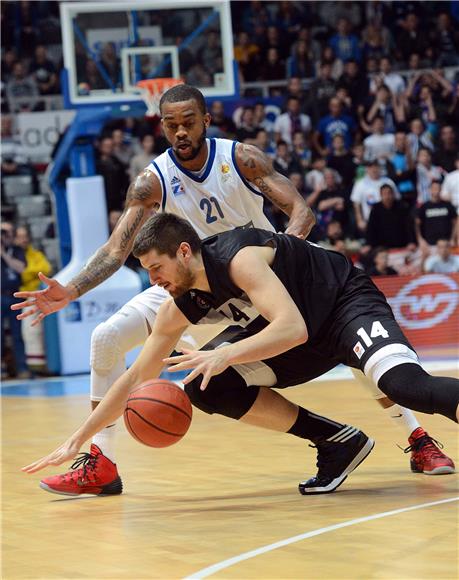 ABA liga: Zadar - Partizan 56:64