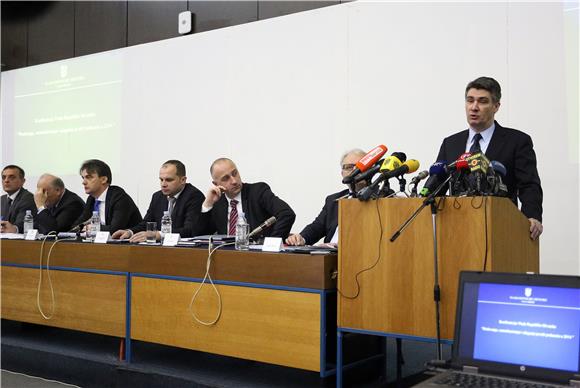 Konferencija Vlade RH 'Poslovanje, restrukturiranje i ulaganja javnih poduzeća u 2014. godini'