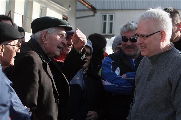 Predsjednik Josipović obišao općine u Gorskom Kotaru zahvaćene elementarnom nepogodom