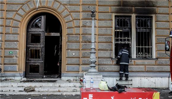 Prijepodne u BiH mirno, komunalci raščišćavaju ulice