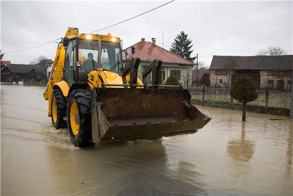 Voda ušla u kuće na velikogoričkom području