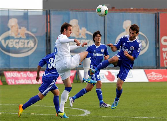 Osijek - Slaven Belupo 2-1 poluvrijeme