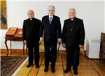 Predsjednik Josipović razgovarao s banjalučkim biskupom Komaricom 