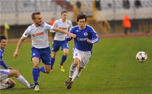 HNL: Hajduk - Slaven Belupo 2-0 poluvrijeme