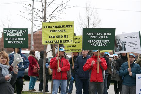 Prosvjed Sindikata hrvatskih učitelja 