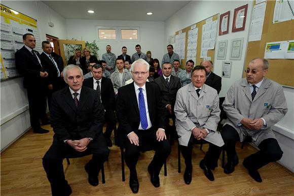 Predsjednik Josipović posjetio tvrtku LTH Metalni lijev