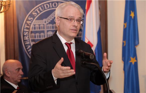 Predsjednik Republike Ivo Josipović na dodjeli godišnjih nagrada  mladih znanstvenika i umjetnika 