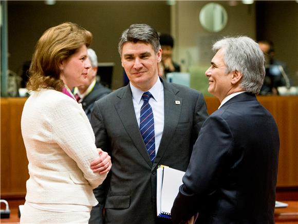 Premijer Milanović na summit EU-a 20.3.2014.