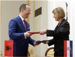 Vesna Pusić sastala se s albanskim šefom diplomacije Ditmirom Bushatijem