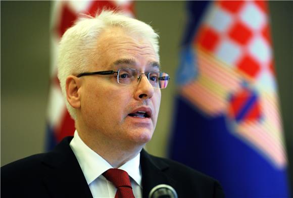 Josipović: priličan učinak u primjeni preporuka za smanjenje siromaštva i dužničke krize građana