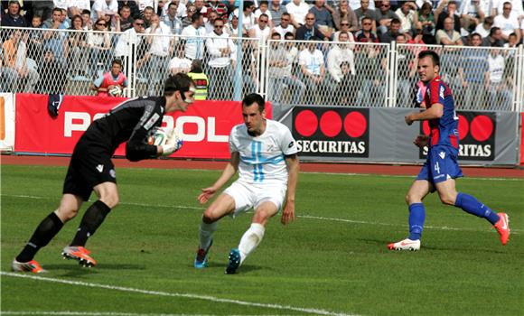 Prva HNL: Rijeka - Hajduk 1-1 (poluvrijeme)