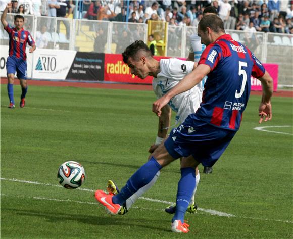 Prva HNL: Rijeka - Hajduk 1-1 (poluvrijeme)