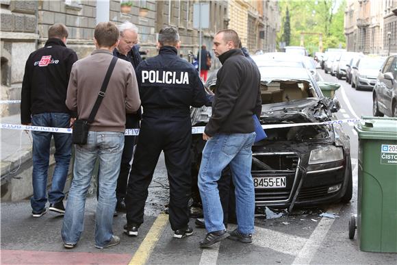 Izgorio luksuzni 'audi' u središtu Zagreba