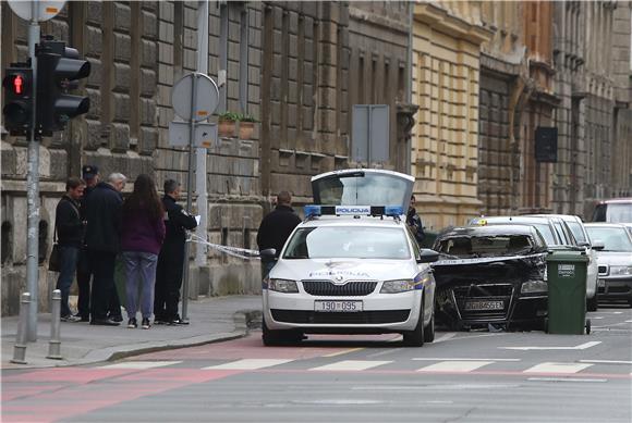 Izgorio luksuzni 'audi' u središtu Zagreba