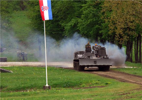 Vježba 'Kamensko 2014.' na vojnom vježbalištu Kupa