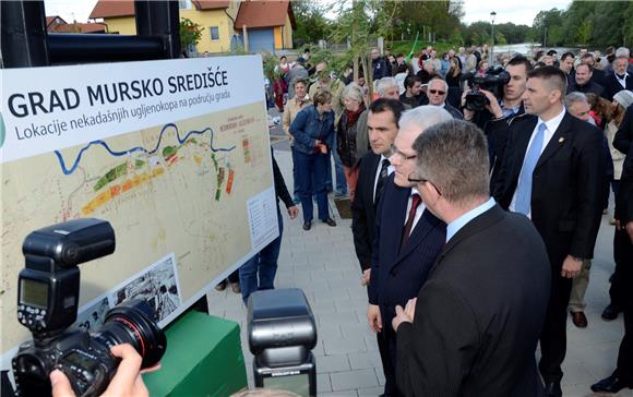 Predsjednik Josipović posjetio Mursko Središće