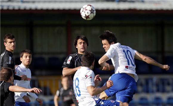 Hrvatski dragovoljac - Hajduk 2-0 - poluvrijeme