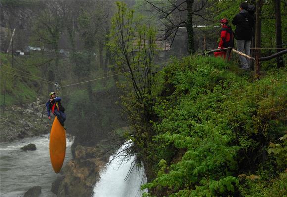 Ministarstvo turizma s 2 milijuna kuna pomaže HGSS 