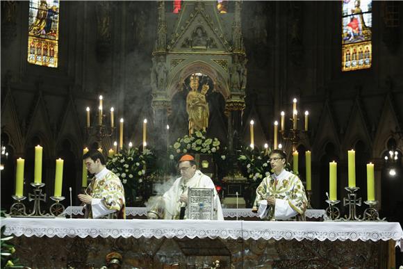 Uskršnja misa u zagrebačkoj katedrali