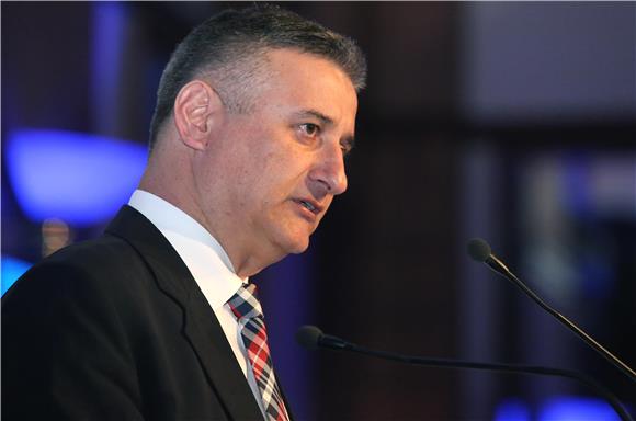 Karamarko: danas je domoljublje borba protiv siromaštva