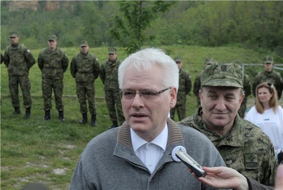 Ivo Josipović u najmasovnijoj eko akciji uklanjanja otpada 