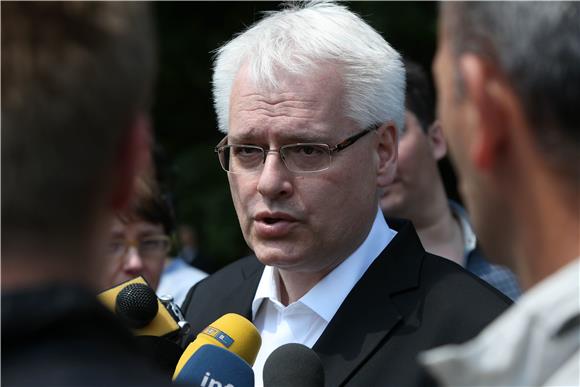 Josipović o sindikalni zahtjevima za prijevremene izbore: "To je dio demokracije"