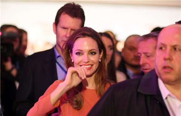 Angelina Jolie najavila vjenčanje s Bradom Pittom