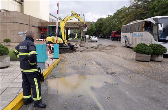 Zagreb: kod hotela Westin puknuo vrelovod, nema ozlijeđenih 