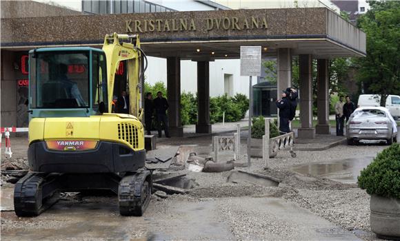 Zagreb: kod hotela Westin puknuo vrelovod, nema ozlijeđenih 