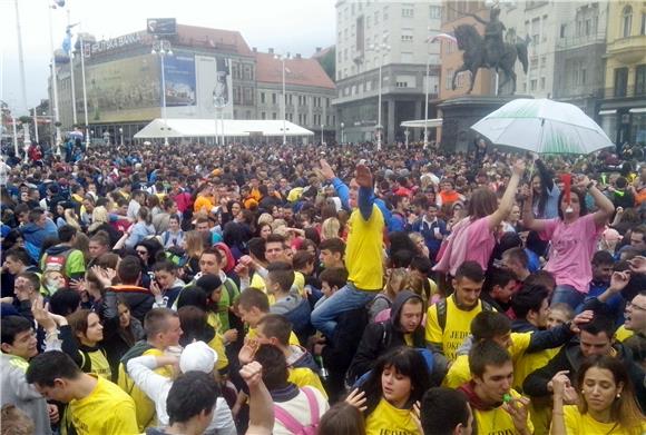 ZET: zbog maturanata tramvaji ne voze Trgom bana Jelačića