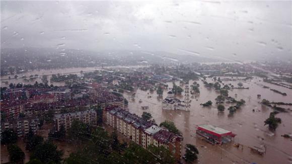 Poplave u BiH odnijele prvu žrtvu, ugrožena Banja Luka i bihaćko područje