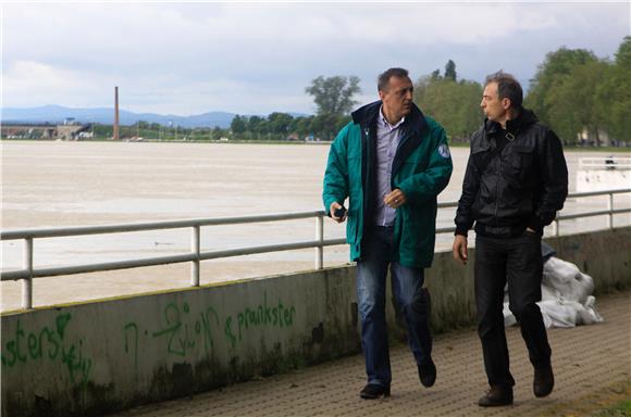 Slavonski Brod: Stožer pozvao građane na pripravnost