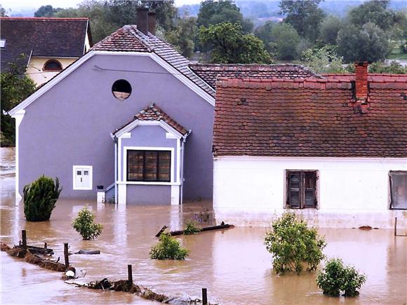 Nastavlja se evakuacija stanovnika županjske Posavine