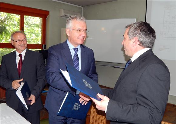 Rajko Ostojić posjetio Opću bolnicu Varaždin